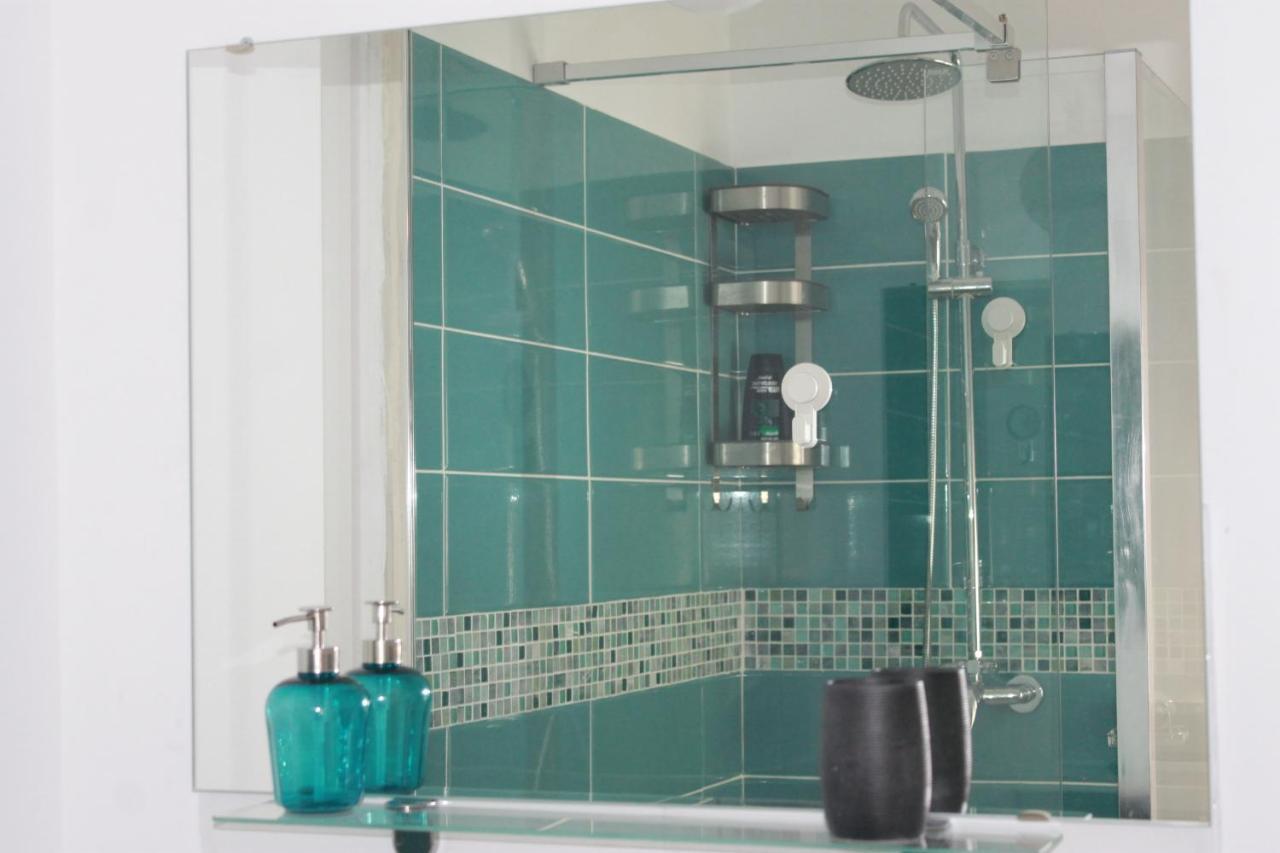 Studio Turquoise Victoria Бухарест Экстерьер фото