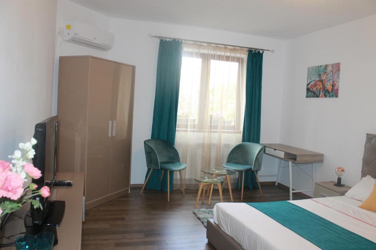 Studio Turquoise Victoria Бухарест Экстерьер фото